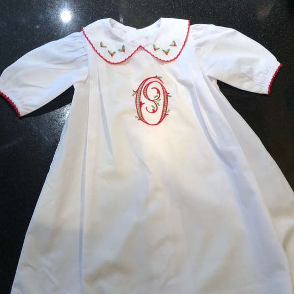 Beautiful Christmas Dress - Picture 1 of 3